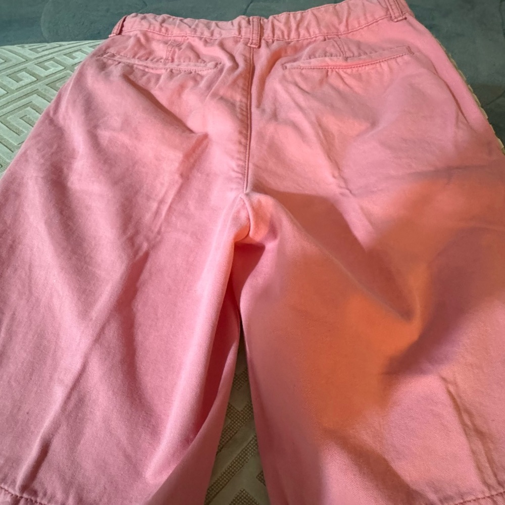 Salmon pink Children’s Place adjustable waist size 14 Boys shorts.